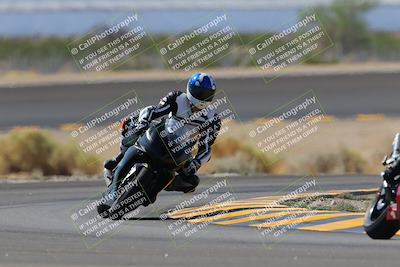 media/Oct-08-2022-SoCal Trackdays (Sat) [[1fc3beec89]]/Turn 14 (1050am)/